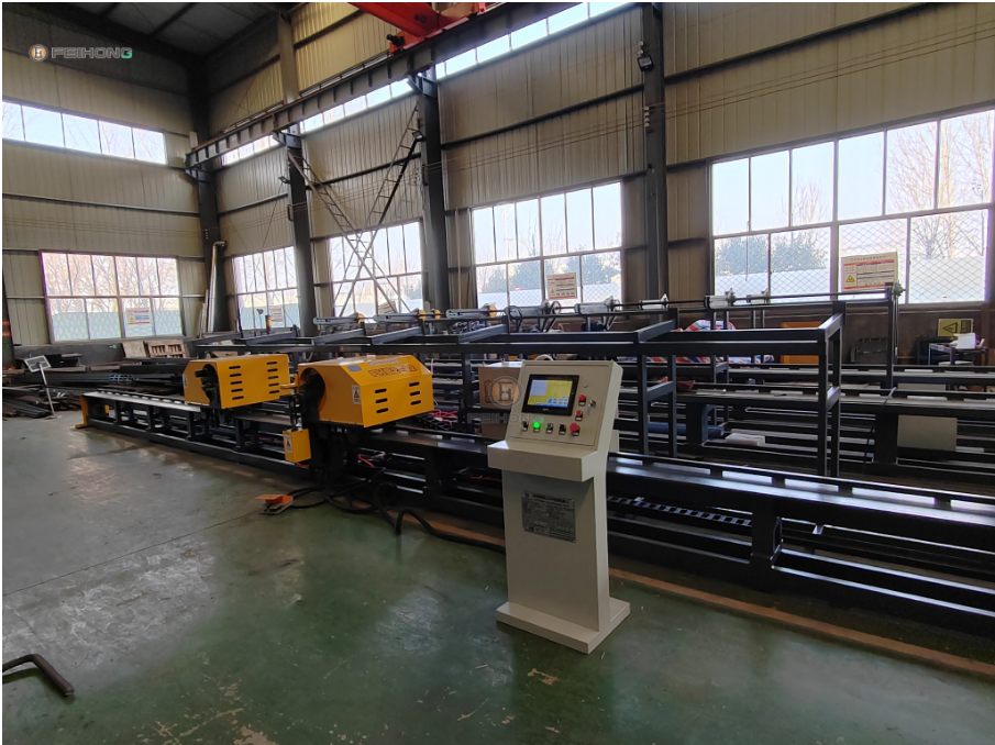 喜訊！熱烈慶祝飛宏1套數(shù)控鋼筋加工設(shè)備裝車完畢順利發(fā)出